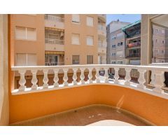 Apartamento de dos dormitorios a 200 metros de la playa de los locos