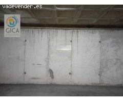 Espaciosa plaza de garaje doble en zona semicentro de Algeciras