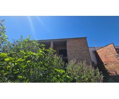 CASA-SOLAR EN VENTA EN EL GUIJO