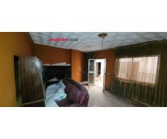 SE VENDE CASA PARA REFORMAR
