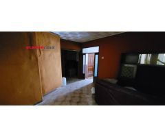 SE VENDE CASA PARA REFORMAR