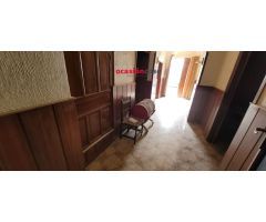SE VENDE CASA PARA REFORMAR