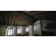 SE VENDE CASA PARA REFORMAR