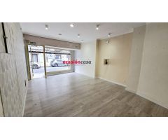 LOCAL COMERCIAL JUNTO AL AYUNTAMIENTO