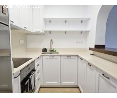 Alquiler anual de chalet independiente reformado en urbanización en San Nicolás (Dénia)