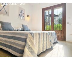 Alquiler anual de chalet independiente reformado en urbanización en San Nicolás (Dénia)