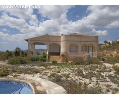 CHALET INDEPENDIENTE EN NOVELDA HORNA ALTA