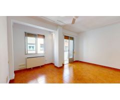 Acogedora Vivienda en Las Delicias: Ideal para Tu Nuevo Comienzo