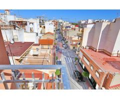 En venta piso en cuarta planta SIN ASCENSOR en Guardamar del Segura