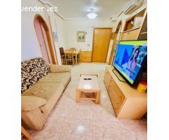 Bonito apartamento en Plaza Porticada de Guardamar.