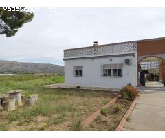 Chalet en zona Monte Real (Calicanto) con 2769 m2 de parcela