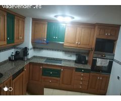 San Blas estupenda vivienda con ascensor y dos baños para larga estancia.