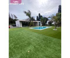 ESPECTACUAR CHALET CON PISCINA EN EL PUERTO DE SANTA MARIA