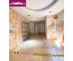 LOCAL COMERCIAL EN EL CORAZON DE JEREZ