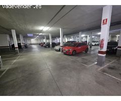 ¡Oportunidad de alquiler de plaza de garaje en la zona de la Universidad!