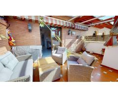 MAGNIFICO ATICO EN TABLERO. CON AMPLIA TERRAZA, 3 DORMITORIOS, 2 BAÑOS, GARAJE, TRASTERO y PISCINA.