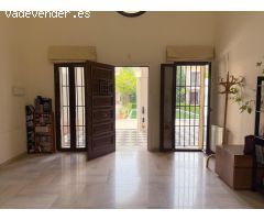 Lujo y Naturaleza en el Corazón de Córdoba: Exclusivo piso en Ángel de Saavedra