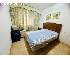 Casa con tres viviendas en Santa Bárbara