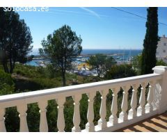 Chalet en primera línea de mar