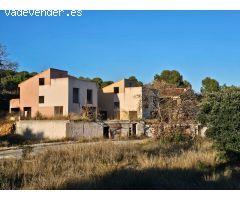 Conjunto de 8 casas en construcción en Urb. Vilar dAro