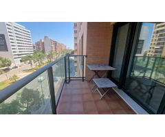 Piso con terraza , piscina y plaza de garaje