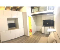 Acogedor estudio en el corazón de Barcelona