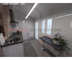 Preciosa casa, totalmente reformada  en alquiler con terraza.