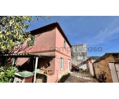 CASA CON TERRENO EN BEMBRIVE