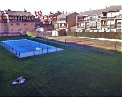 BONITO DUPLEX EN ALQUILER. TERRAZA Y PISCINA COMUNITARIA.