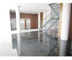 En alquiler edificio representativo a estrenar.