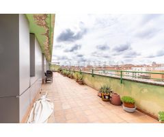 ÁTICO CON EXCELENTE UBICACIÓN Y GRAN TERRAZA EN ZONA LAS VENTAS