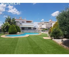 Dime si has visto algo igual a este precio ! Con piscina privada...