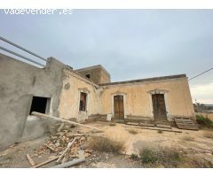 Se vende Cortijo con terreno en la Norieta (Pechina)
