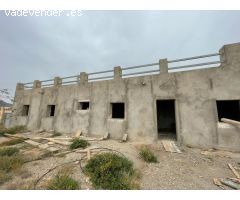 Se vende Cortijo con terreno en la Norieta (Pechina)