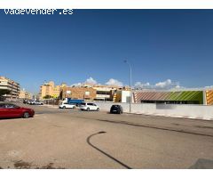 Se vende Solar en calle Finlandia (Las Salinas )