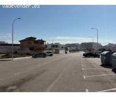 Se vende Solar en calle Finlandia (Las Salinas )