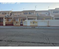 CASA ADOSADA  DÚPLEX  EN LOS ALCÁZARES
