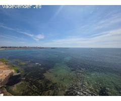 Piso de  alquiler a pie de playa en Torrevieja – Vistas al mar y ubicación inmejorable