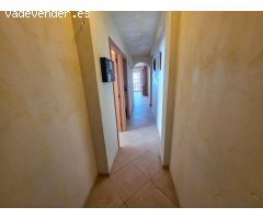 Piso de  alquiler a pie de playa en Torrevieja – Vistas al mar y ubicación inmejorable