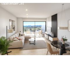 Apartamento de 3 dormitorios en primera línea de campo de golf, en Los Alcázares