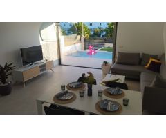 Villa Independiente en Villamartin de obra nueva