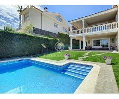 Casa con piscina en alquiler en Alella