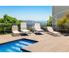Casa en venta en Sant Cebrià de Vallalta - Urb. Vistamar