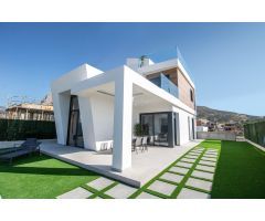Villa de nueva construcción en residencial con vistas al mar en Finestrat