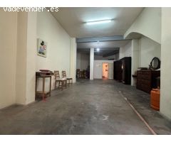 CASA CON GRAN GARAJE Y TERRAZA EN EL CASCO ANTIGUO DE LLIRIA