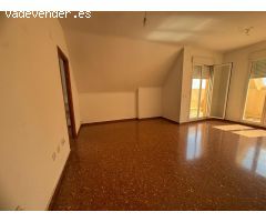 ESTUPENDO y ACOGEDOR ATICO DUPLEX MUY CERCANO AL METRO
