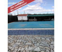 CHALET SEMINUEVO CON PISCINA, TERRAZA Y GARAJE