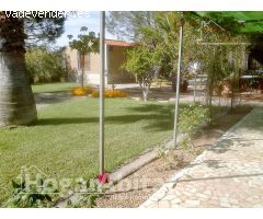 CHALET SEMINUEVO CON PISCINA, TERRAZA Y GARAJE