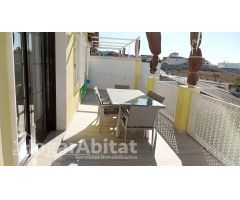 ESPACIOSA CASA CON PISCINA, GARAJE Y TERRAZA