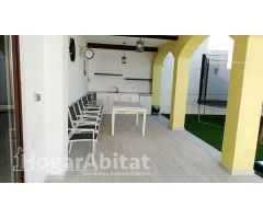 ESPACIOSA CASA CON PISCINA, GARAJE Y TERRAZA